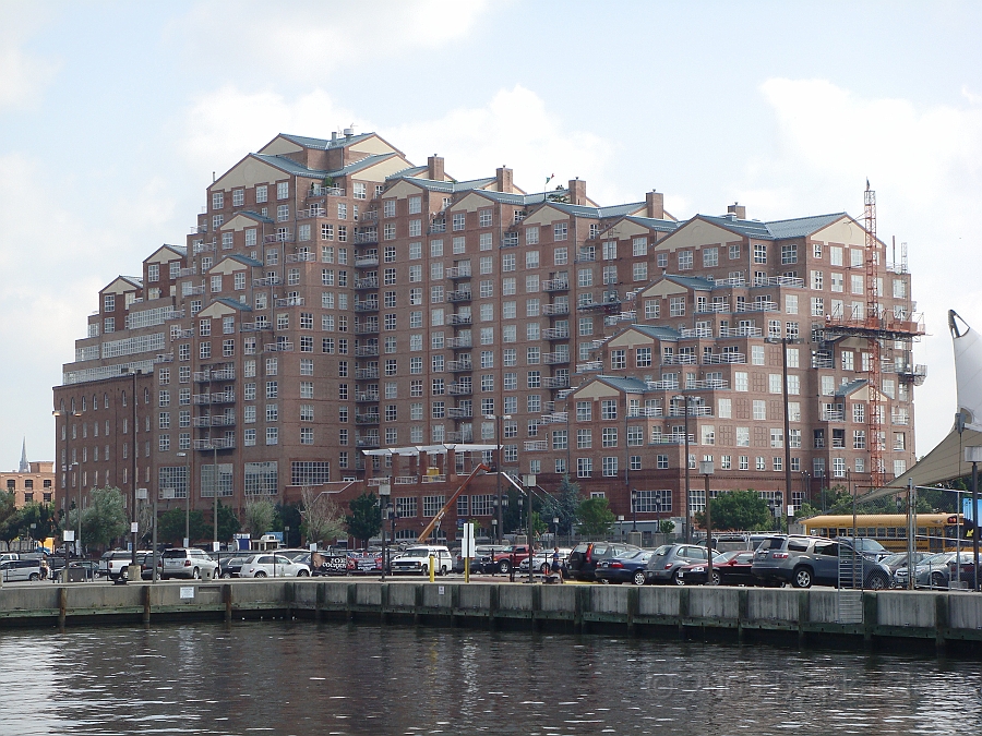 Baltimore [2009 July 02] 039.JPG - Scenes from Baltimore's Inner Harbor.